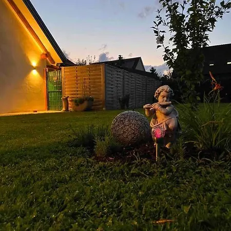Idyllic Holiday Home - Relaxation Place Leibnitz Exterior photo